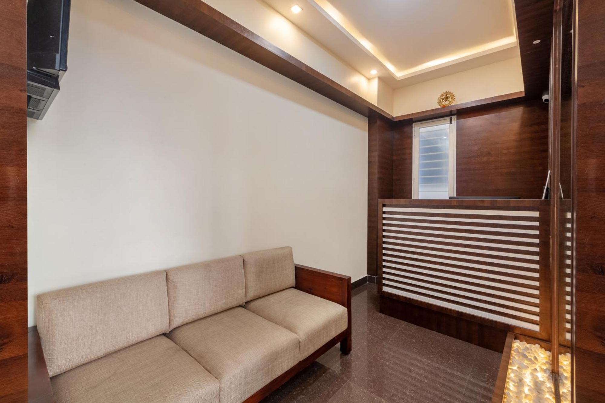 Hotel Treebo Sans Sarav Kushalnagar Madikeri Exterior foto